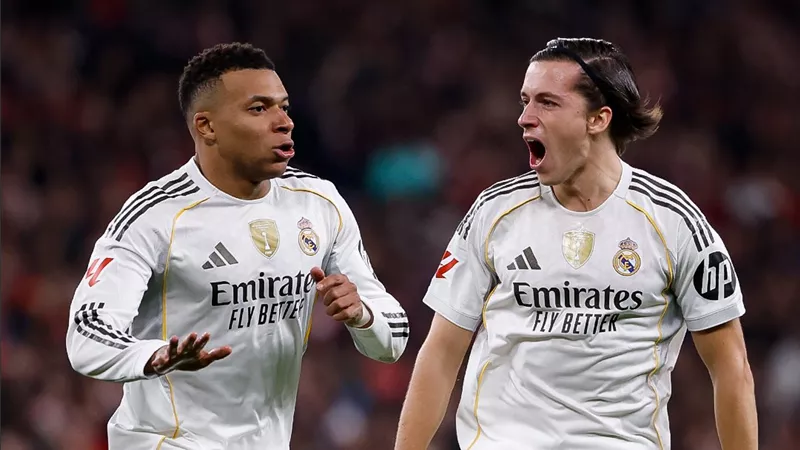 ألونسو يستقر علي تشكيل ريال مدريد لمواجهة السيتي في دوري أبطال أوروبا 