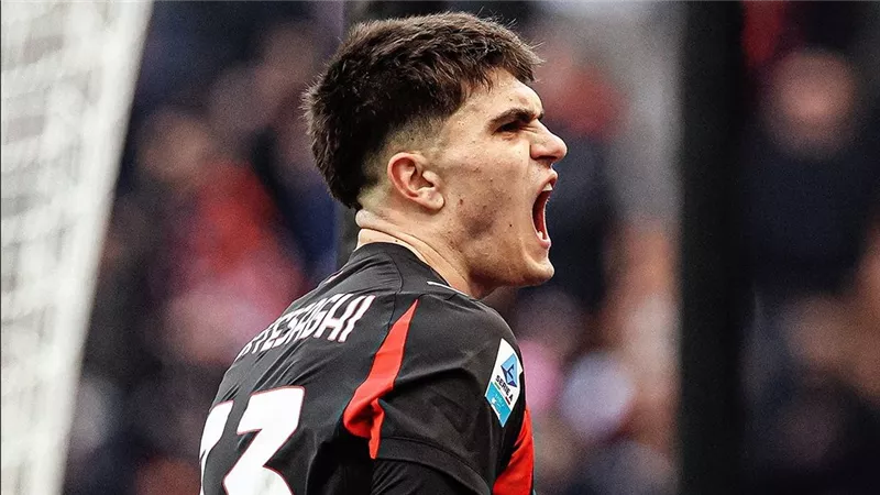 فيديو أهداف مباراة ميلان  وساسولو في الدوري الإيطالي