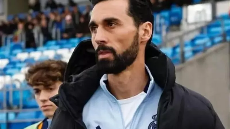 ألفارو أربيلوا يعلق على أنباء خلافته لتشابي ألونسو في تدريب ريال مدريد