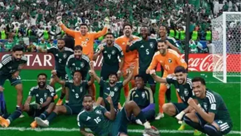 الدوسري يقود الهجوم.. تشكيل السعودية لمواجهة الأردن في كأس العرب