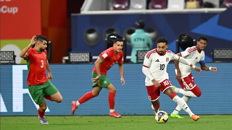 المغرب يتأهل إلى نهائي كأس العرب بعد الفوز على الإمارات بثلاثية نظيفة (صور)