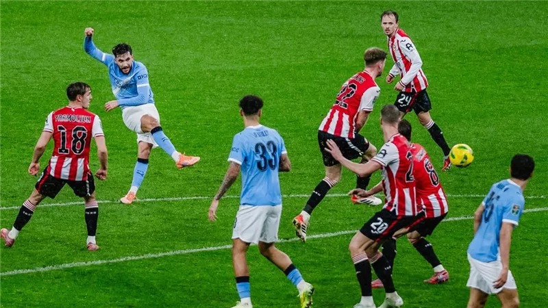 مانشستر سيتي يفوز على برينتفورد بثنائية ويتأهل لنصف نهائي كأس كاراباو