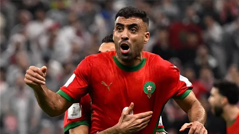 أول وآخر لقب.. عبدالرزاق حمدالله يعلن اعتزاله كرة القدم دوليًا