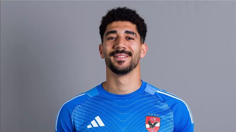 تأكيدا لـ أوفسايد.. المصري يحصل على خدمات محمد سيحا حارس الأهلي 