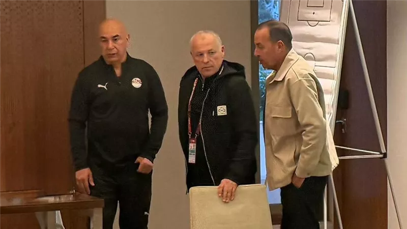 أبوريدة يوجه رسالة للجماهير وحسام حسن قبل مباراة مصر وزيمبابوي