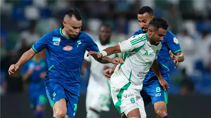 موعد مباراة الأهلي والفتح في الدوري السعودي والقنوات الناقلة
