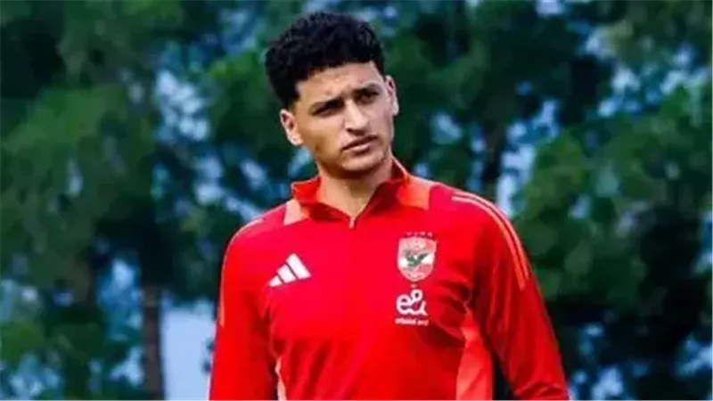 كواليس انتقال محمد عبد الله إلى سيراميكا وبقاء كريم فؤاد في الأهلي