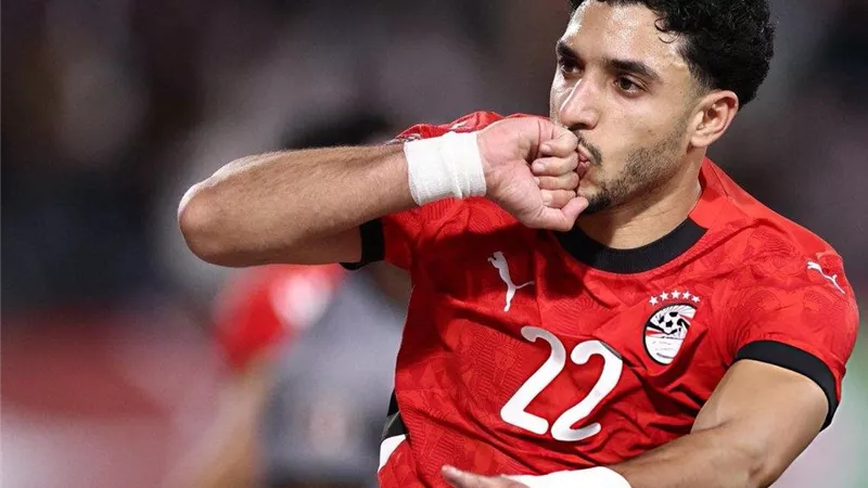 بينهم عمر مرموش.. توتنهام يحدد 3 صفقات نارية في ميركاتو يناير
