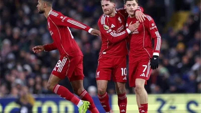تعادل قاتل يحرم ليفربول من الفوز أمام فولهام في الدوري الإنجليزي