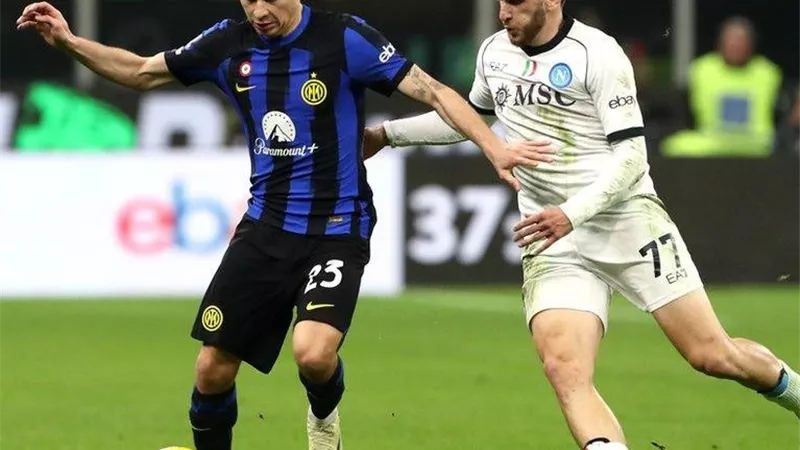 التشكيل الرسمي لمباراة إنتر ميلان ونابولي في الدوري الإيطالي