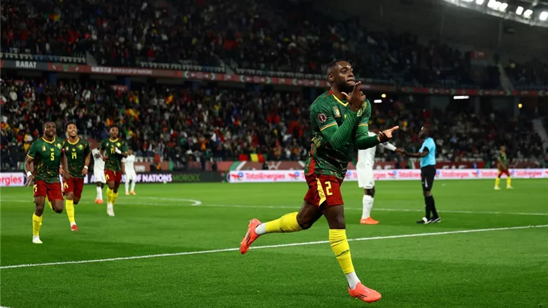 الكاميرون يطيح بجنوب أفريقيا ويصعد لمواجهة المغرب في ربع نهائي كأس الأمم