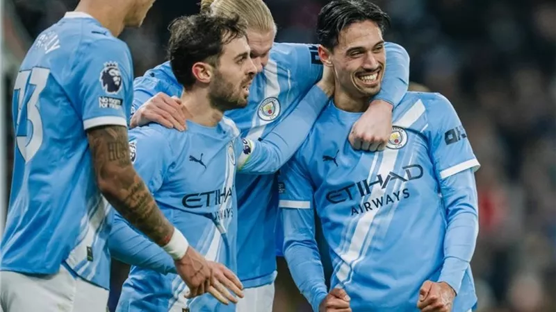 التشكيل الرسمي لمانشستر سيتي أمام بودو جليمت بدوري أبطال أوروبا.. موقف مرموش