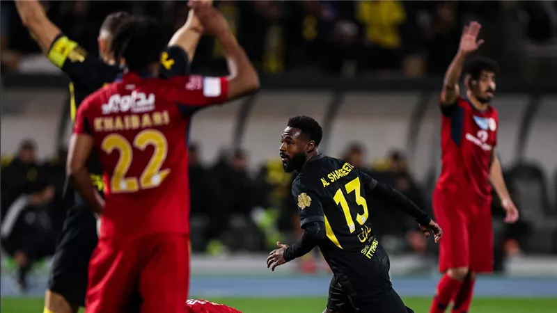 في غياب بنزيما.. تشكيل الاتحاد لمواجهة النجمة في الدوري السعودي