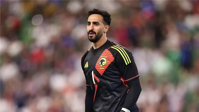 عقوبة قوية على نواف العقيدي.. الهلال يواصل توجيه ضرباته إلى النصر السعودي