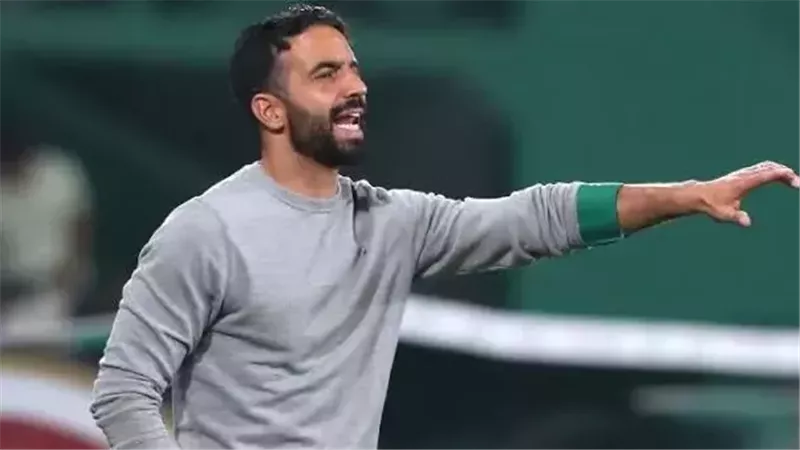 أموريم يتمسك بالبقاء مع مانشستر يونايتد بعد التعادل أمام ليدز: لست مجرد مدرب ولن أستقيل 