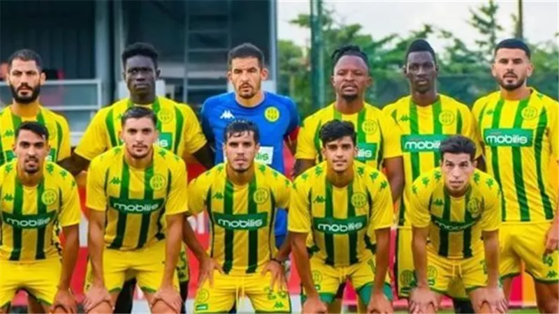 مجموعة الأهلي تشتعل.. زينباور يشعل الجدل ويؤكد: حقنا ضائع أمام الجيش الملكي
