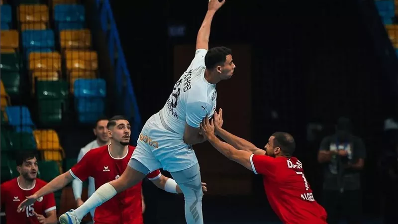 منتخب مصر يكتسح الجزائر في أمم إفريقيا لكرة اليد
