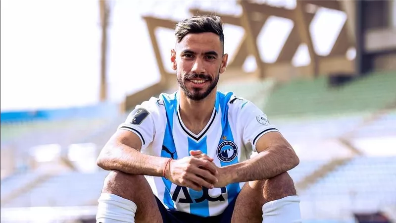 بيراميدز يعلن رسميا التعاقد مع ناصر ماهر قادما من الزمالك 