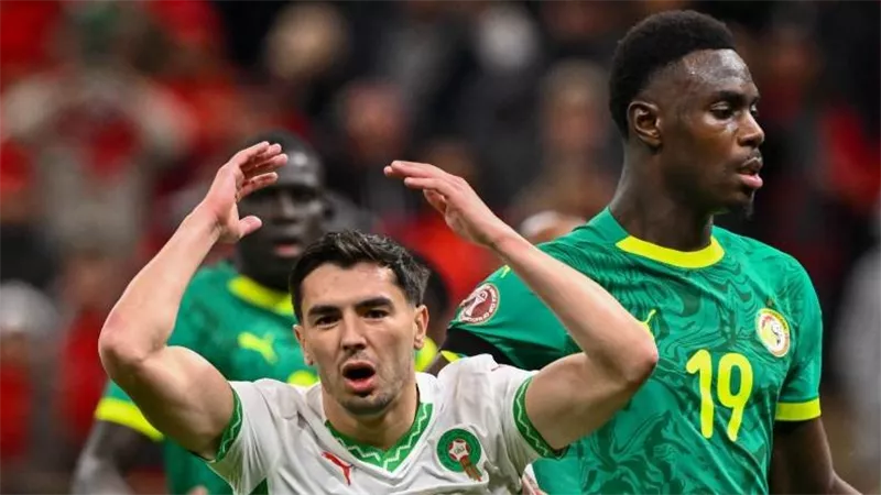 كاف يفرض عقوبات صارمة على السنغال والمغرب بعد نهائي كأس أمم أفريقيا 2025