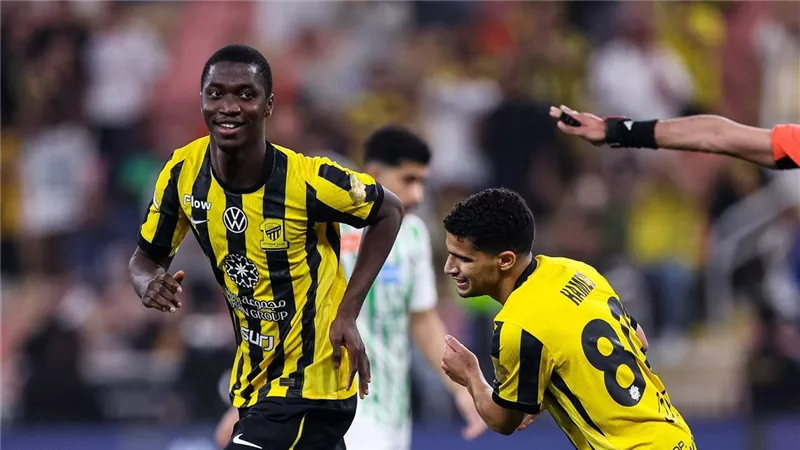 كونسيساو يعلن تشكيل اتحاد جدة لمواجهة النصر في كلاسيكو روشن السعودي