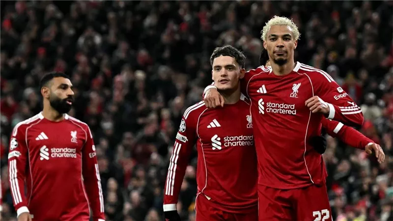تشكيل ليفربول المتوقع ضد سندرلاند اليوم في الدوري الإنجليزي.. موقف محمد صلاح 