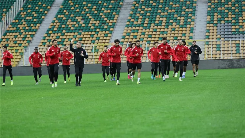 الموعد والقناة.. كل ما تريد معرفته عن مباراة الأهلي وشبيبة القبائل بدوري أبطال إفريقيا