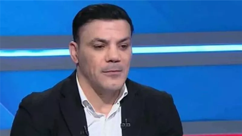 حقيقة احتجاز عمرو زكي قبل السفر للإمارات.. عضو مجلس الزمالك يكشف التفاصيل الكاملة