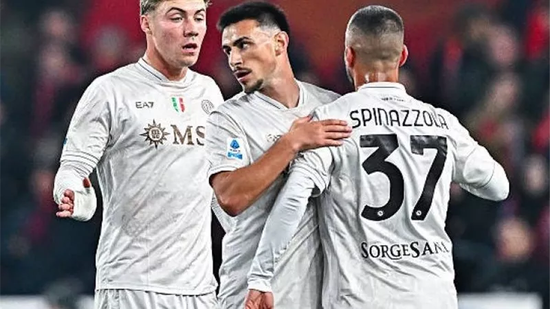 نابولي يخطف فوزًا قاتلًا من جنوى في الدوري الإيطالي