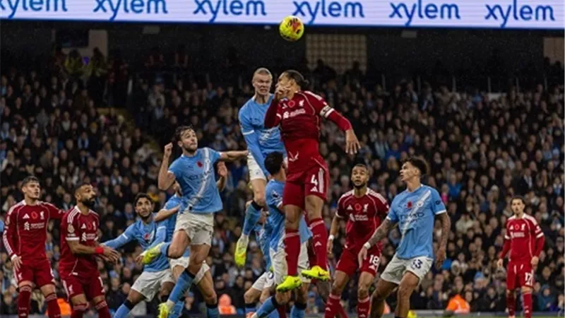 التشكيل الرسمي لـ مانشستر سيتي وليفربول في الدوري الإنجليزي