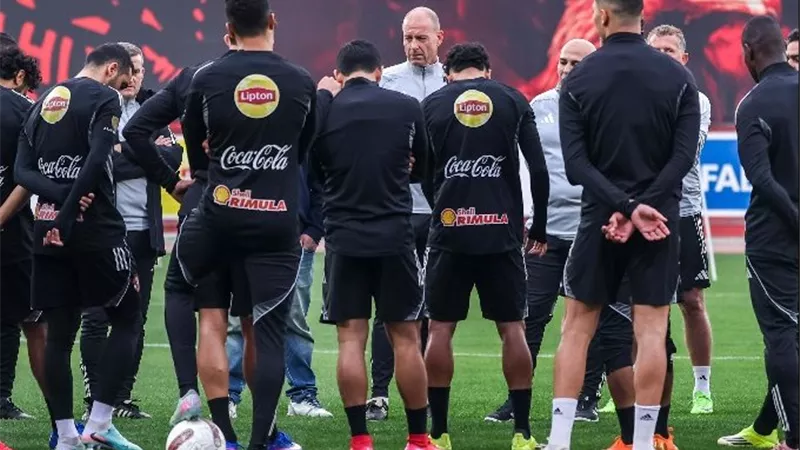 الأهلي يختتم تدريباته اليوم استعدادا لمباراة الإسماعيلي في الدوري الممتاز