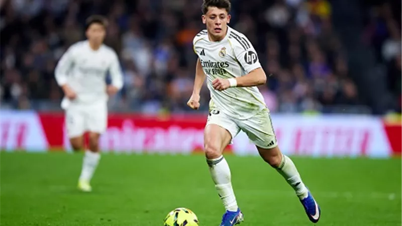 جولر يشعل المنافسة في ريال مدريد ويضع مورينيو أمام ورطة
