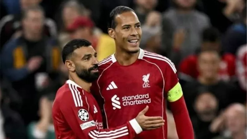 فان دايك يدافع عن محمد صلاح: يقدم أكثر من مجرد أهداف مع ليفربول