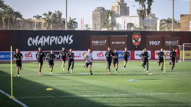 الأهلي يختتم تدريباته اليوم استعدادا لمباراة الجونة في الدوري الممتاز