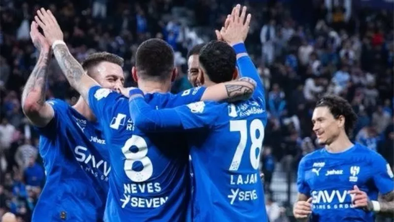 تشكيل الهلال ضد النجمة في الدوري السعودي.. بنزيما يقود الهجوم