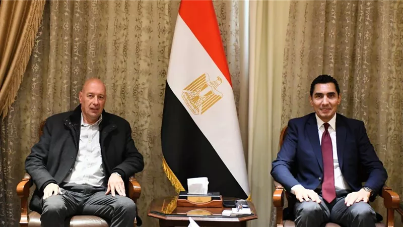 جوهر نبيل يلتقي مجلس إدارة الخماسي الحديث لبحث خطط الإعداد