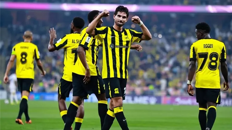 التشكيل الرسمي لمباراة اتحاد جدة أمام الخلود في نصف نهائي كأس السعودية