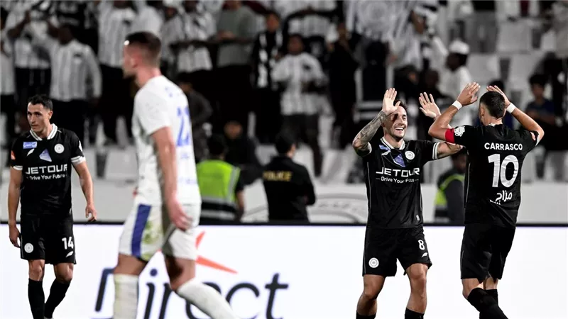 الهلال يكتسح الشباب بخماسية في موقعة الدوري السعودي.. فيديو