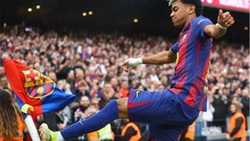 يامال يقود برشلونة للفوز على فياريال ويواصل صدارة الليجا