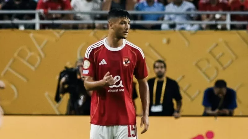 كالمار السويدي يعلن رسميا ضم أشرف داري من الأهلي على سبيل الإعارة