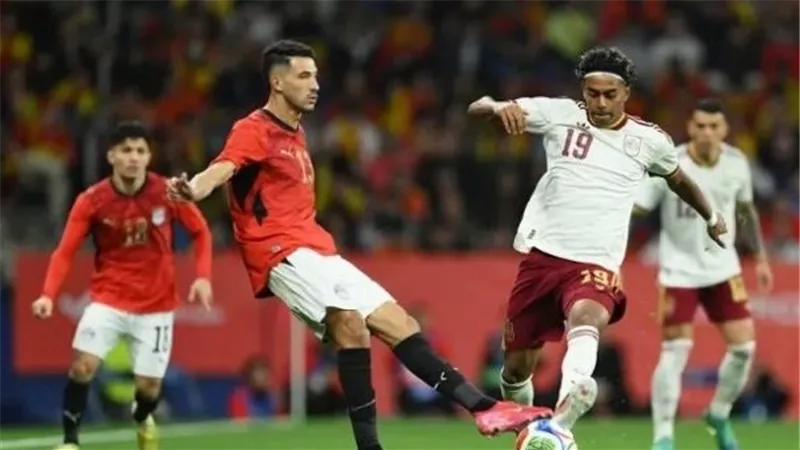 منتخب مصر يغادر إسبانيا بعد تعادل قوي استعدادًا لكأس العالم 2026.. اعرف الموعد!