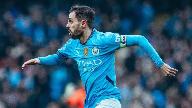 ريال مدريد يعلن التعاقد مع بيرناردو سيلفا حتى 2028