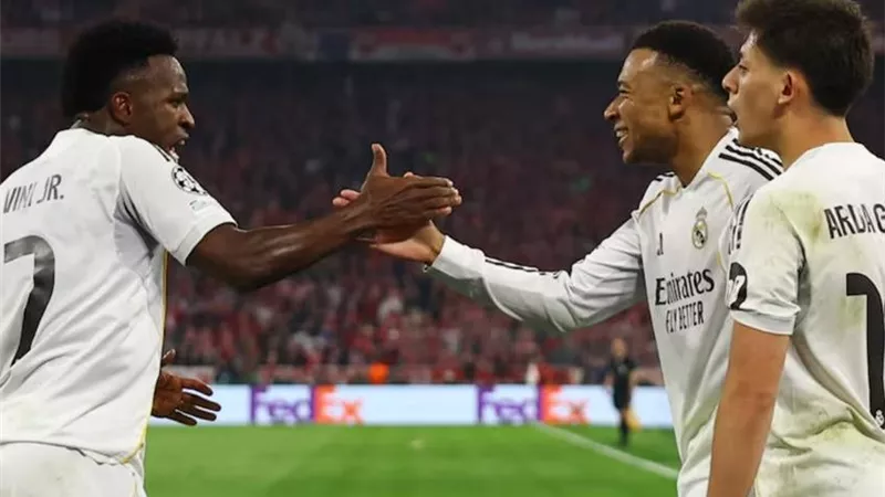آس: ريال مدريد يحسم موقف مبابي وفينيسيوس في الموسم الجديد