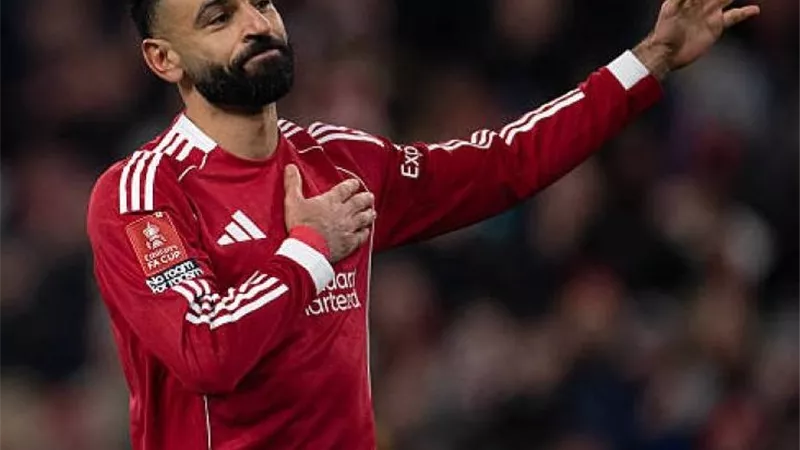 «بأي ثمن».. دعوة قوية لليفربول للتعاقد مع أوليسي خليفة محمد صلاح