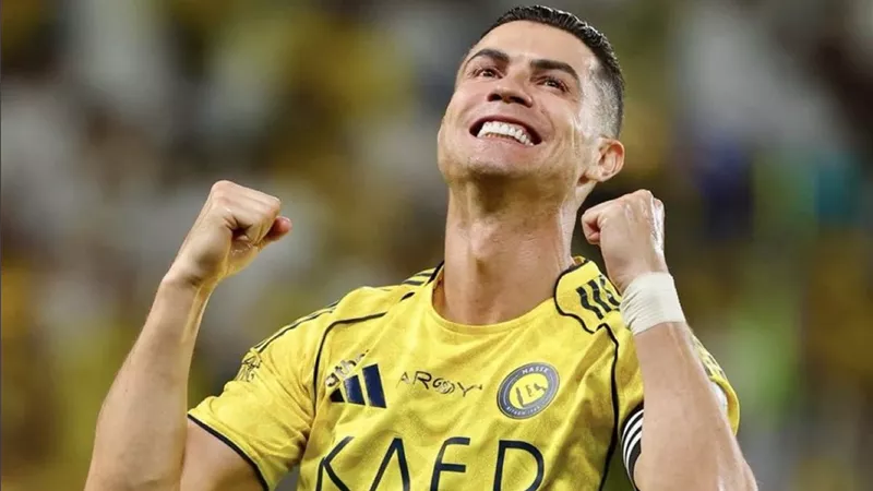 خيسوس يعلن تشكيل النصر لمواجهة ضمك في دوري روشن.. رونالدو يقود الهجوم