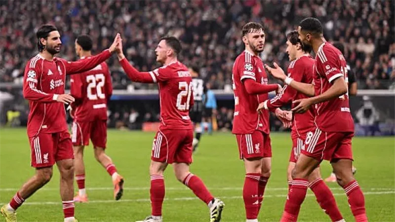 تشكيل ليفربول ضد مانشستر يونايتد بالدوري الإنجليزي.. ثلاثي يقود الهجوم