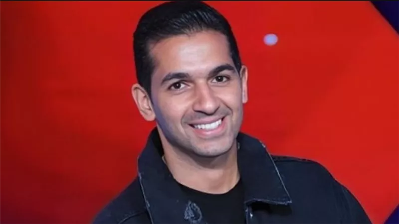 إيقاف الإعلامي هاني حتحوت من الظهور وغرامة 100 ألف جينه