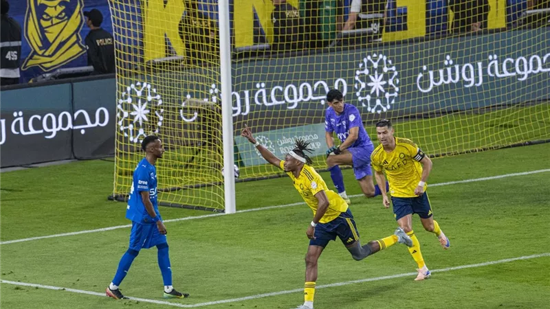 هدف عكسي يحرم النصر من حسم الدوري رسميا أمام الهلال