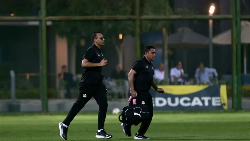 الجهاز الطبى لمنتخب الشباب ينجح فى إنقاذ لاعب عمان