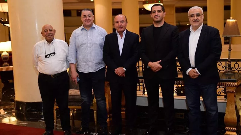 وفد من الزمالك يزور بعثة اتحاد العاصمة الجزائري لهذا السبب 