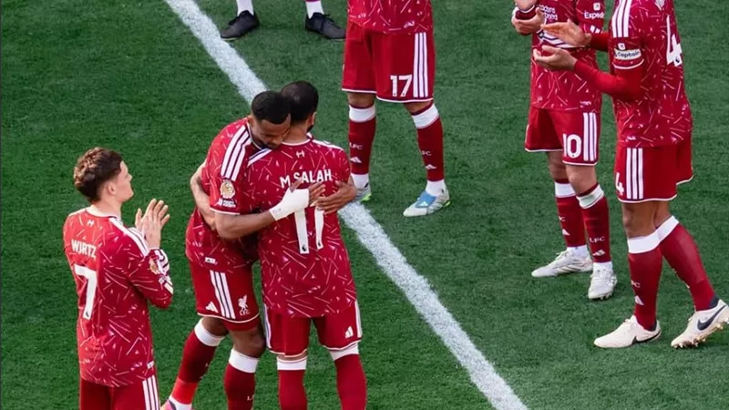 ليفربول يستعد للموسم الجديد بدون 8 لاعبين